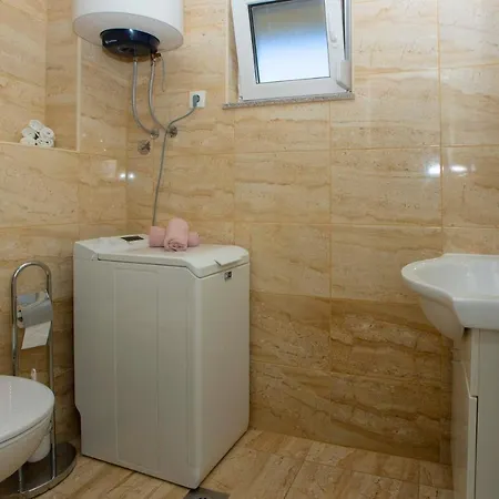 Lauc Apartment Makarska